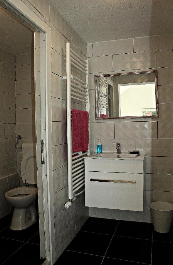 Yosefsfeld Bed and Breakfast Kutjevo Eksteriør billede