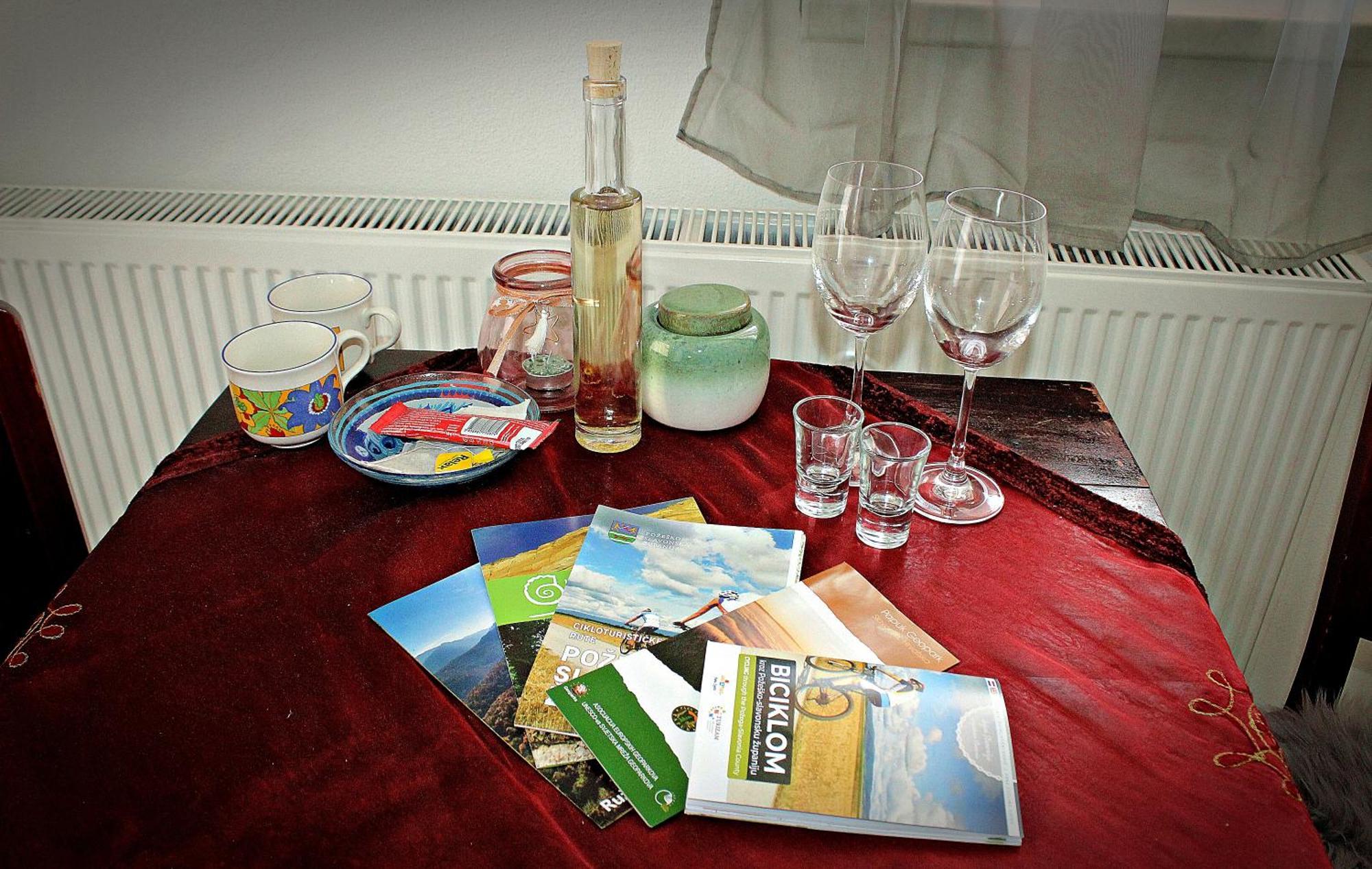 Yosefsfeld Bed and Breakfast Kutjevo Værelse billede